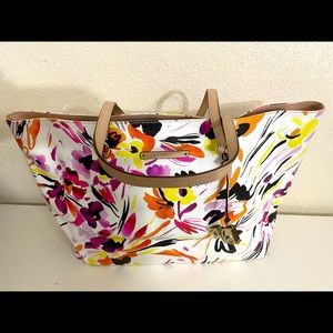 Diane Von Furstenberg, Watercolor Design Tote Bag